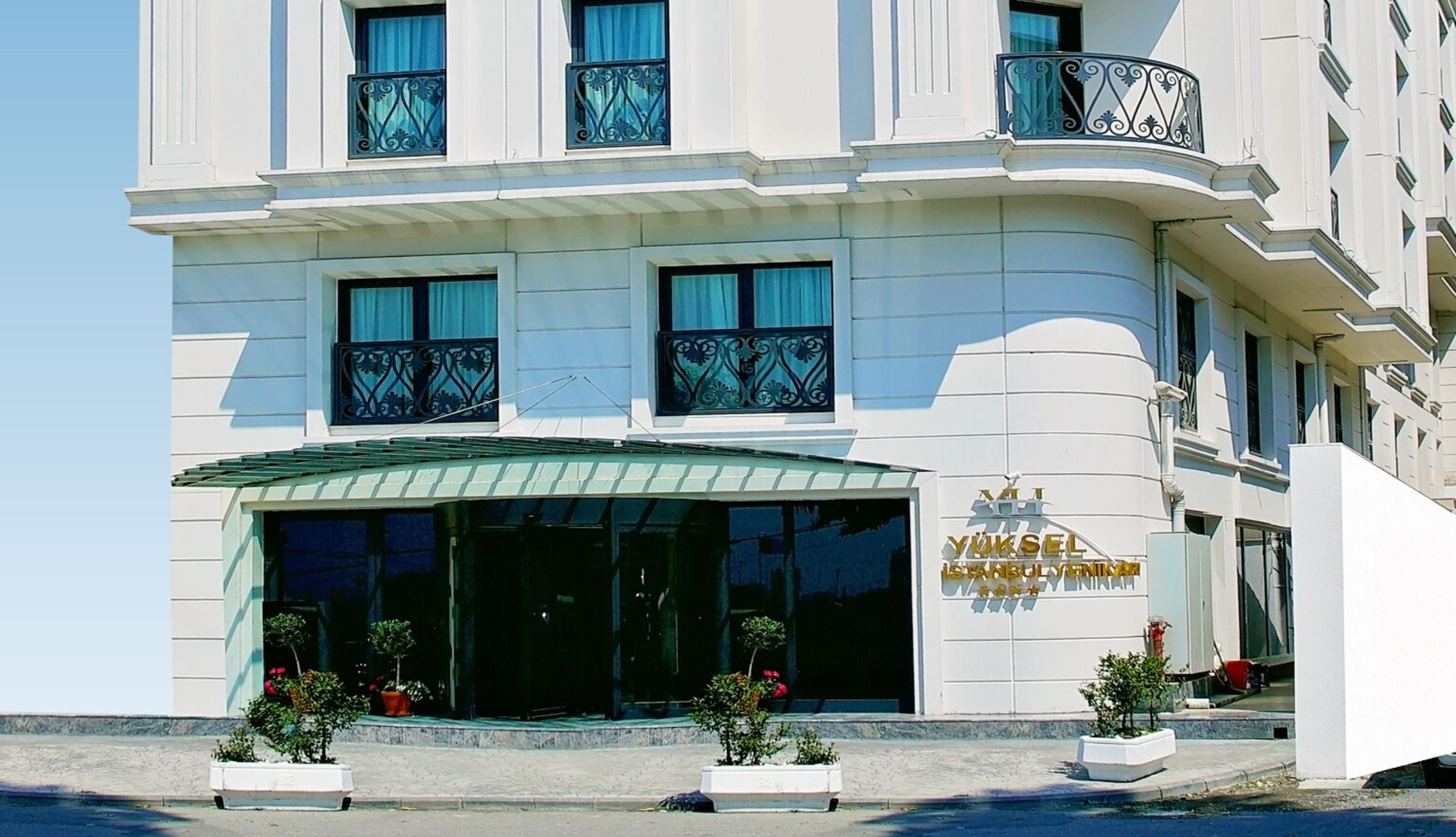 Yuksel Istanbul Yenikapi